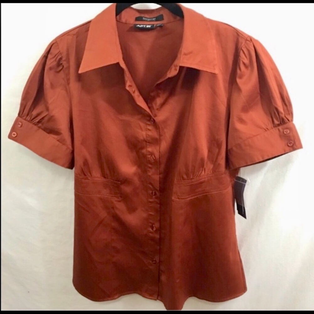 Cooper colored short sleeved top